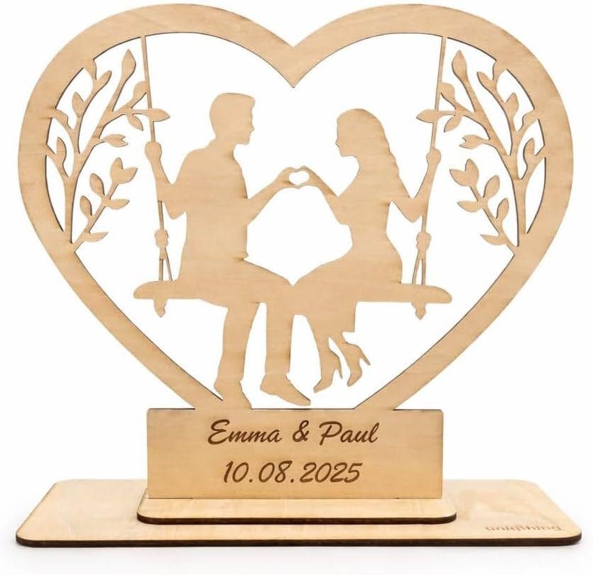 Personalisierte Holzfigur Paar im Herz – Geschenk zur Hochzeit, Verlobung oder Jahrestag