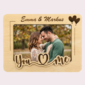 Personalisierter Foto Magnet aus Holz – mit Namen & Foto – Geschenk für Paare